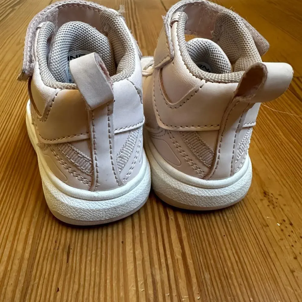 AND1 toddler girl pink‎ faux leather high top sneakers SIZE 5 - Picture 6 of 7